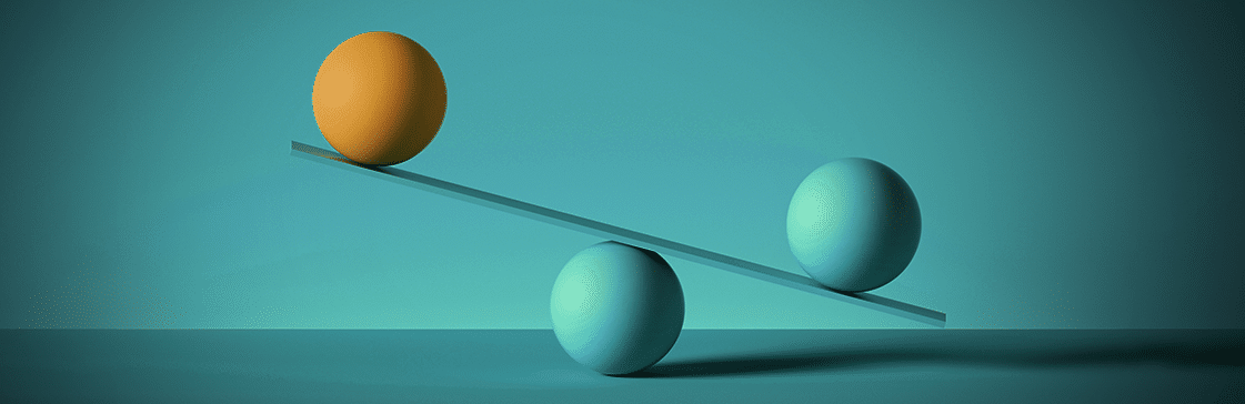 “Concept illustration explaining what is leverage in trading — balance between small capital and large exposure